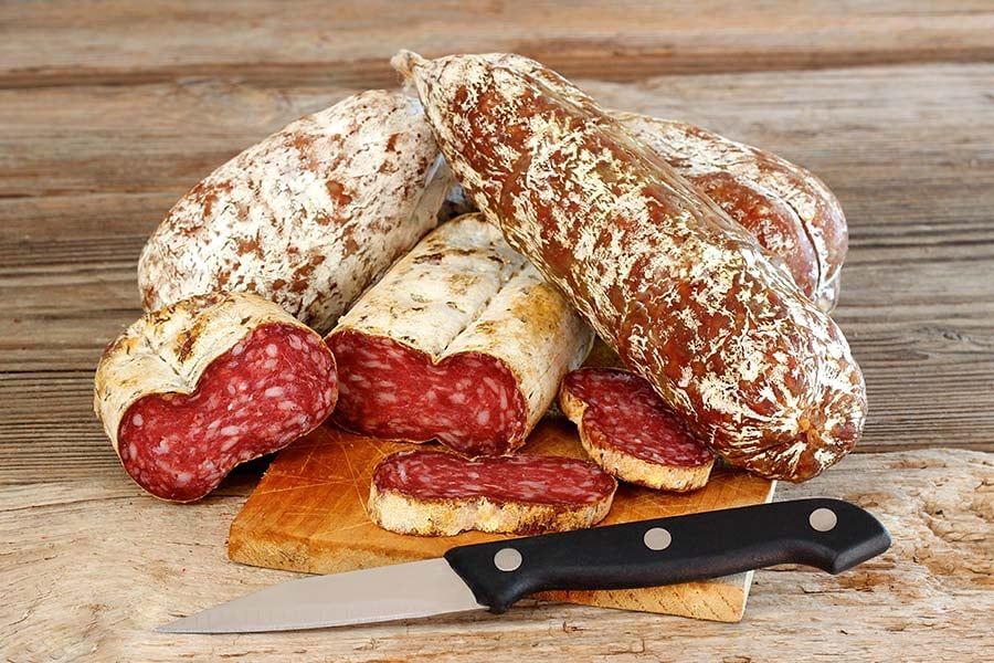DH-Villas-discover-the-Umbria-Region-Norcias-cured-meats