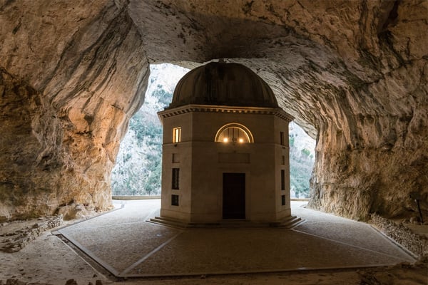 DH Villas - Le Marche tra natura e spiritualità