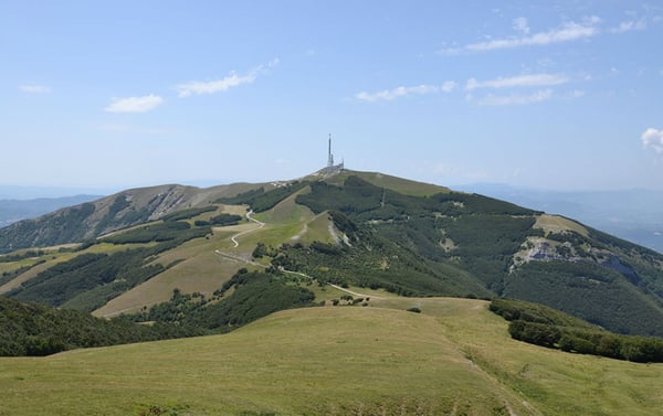 DH Villas - Il fascino del Monte Nerone
