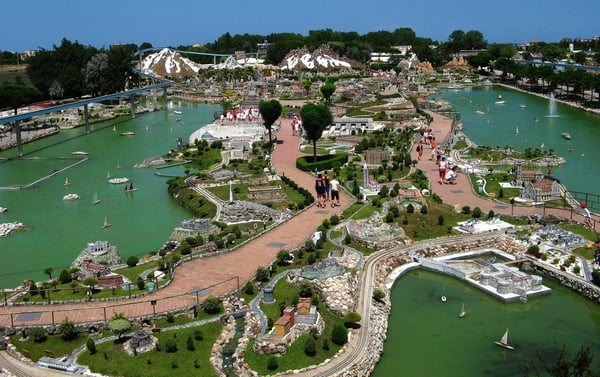 DH Villas - Italy in Miniature 