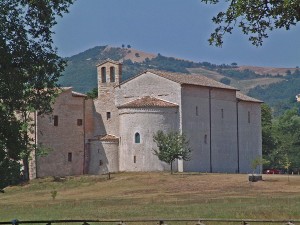 Abbazia S.Vincenzo - Acqualagna
